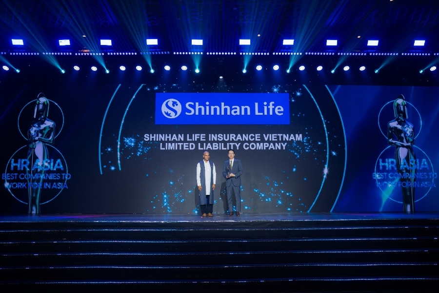 Shinhan Life Việt Nam được vinh danh là “Nơi làm việc tốt nhất châu Á năm 2025” và “Doanh nghiệp Quan tâm Chăm sóc Nhân viên tuyệt vời nhất năm 2025”.