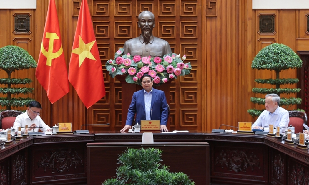 Thủ tướng Chính phủ Phạm Minh Chính chủ trì cuộc họp của Thường trực Chính phủ về công tác khắc phục hậu quả thiên tai, đặc biệt là bão số 11 và mưa lũ sau bão. Ảnh: VGP