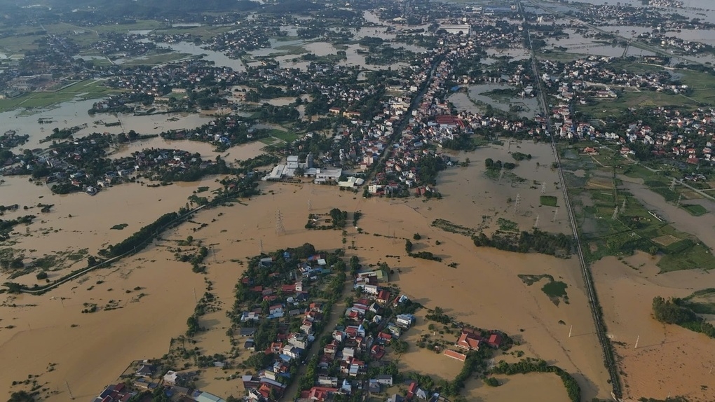 Nhiều xã thuộc khu vực huyện Sóc Sơn (cũ), Hà Nội ngập sâu