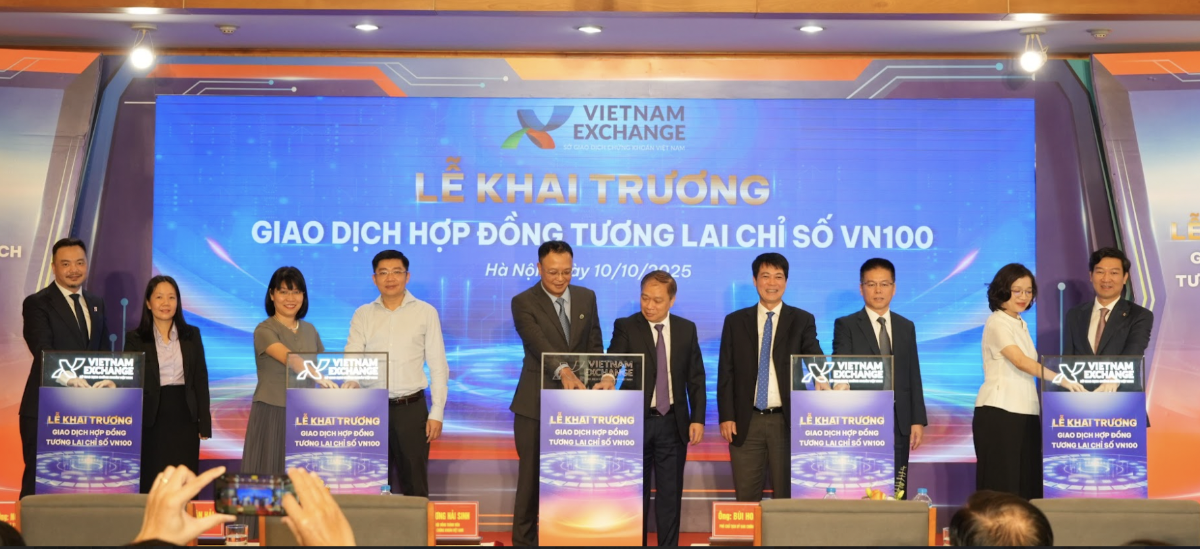 Ngày 10/10/2025, Sở Giao dịch Chứng khoán Việt Nam tổ chức Lễ khai trương giao dịch Hợp đồng tương lai chỉ số VN100. 