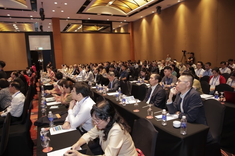 Các chuyên gia, nhà khoa học tham gia Hội nghị Ung thư phổi Châu Á 2025. 