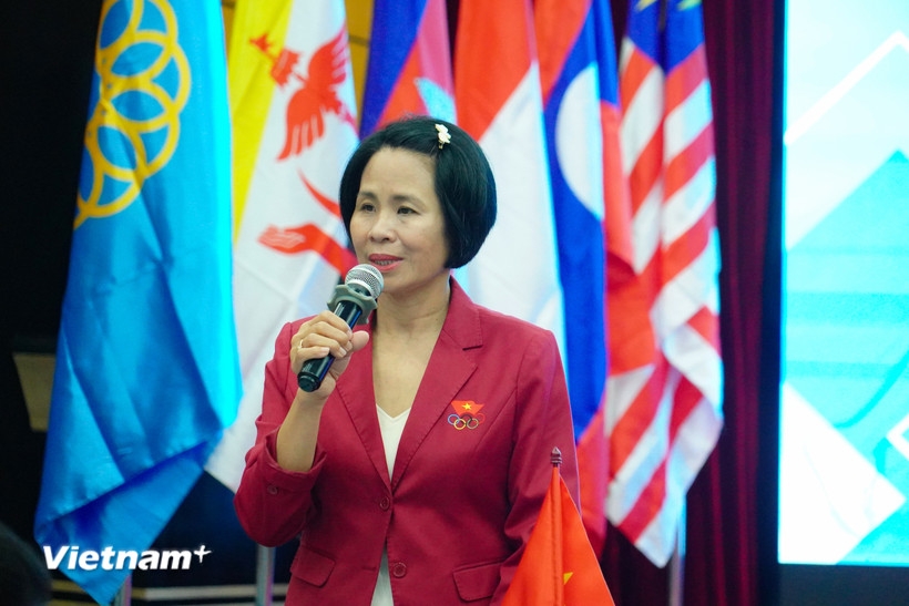 Bà Lê Thị Hoàng Yến, Phó Cục trưởng Cục Thể dục Thể thao Việt Nam, phát biểu tại sự kiện thông tin về Hội nghị Bộ trưởng ASEAN về Thể thao. Ảnh: TTXVN.
