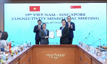 UBND thành phố Đà Nẵng và Grab Việt Nam hợp tác thúc đẩy chuyển đổi số