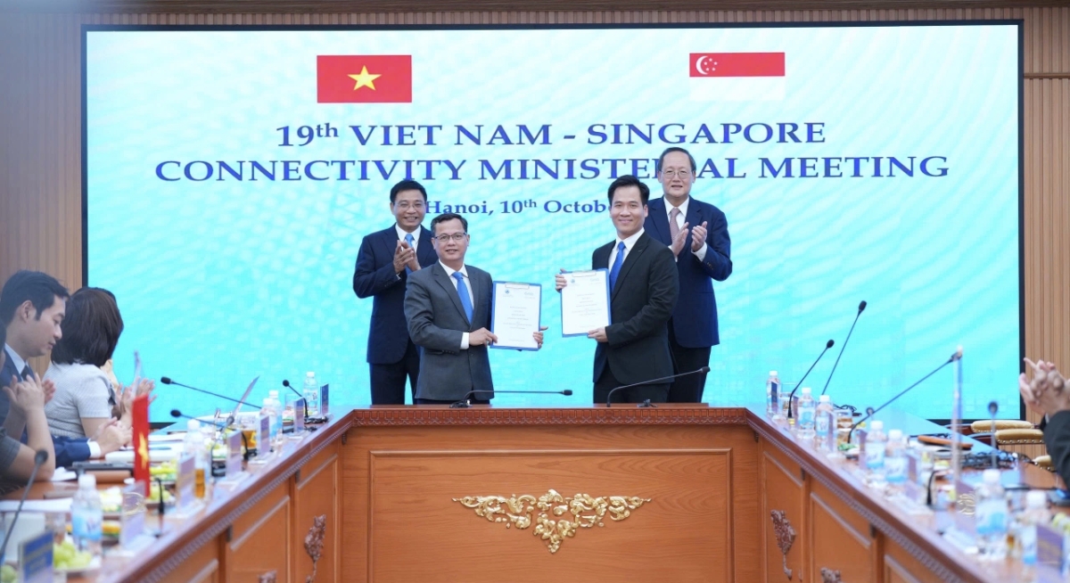 UBND thành phố Đà Nẵng và Grab Việt Nam cùng thống nhất Kế hoạch hành động trong năm 2025 - 2026 ưu tiên vào các hoạt động có thể triển khai ngay, làm tiền đề cho các hoạt động ứng dụng công nghệ, chuyển đổi số.