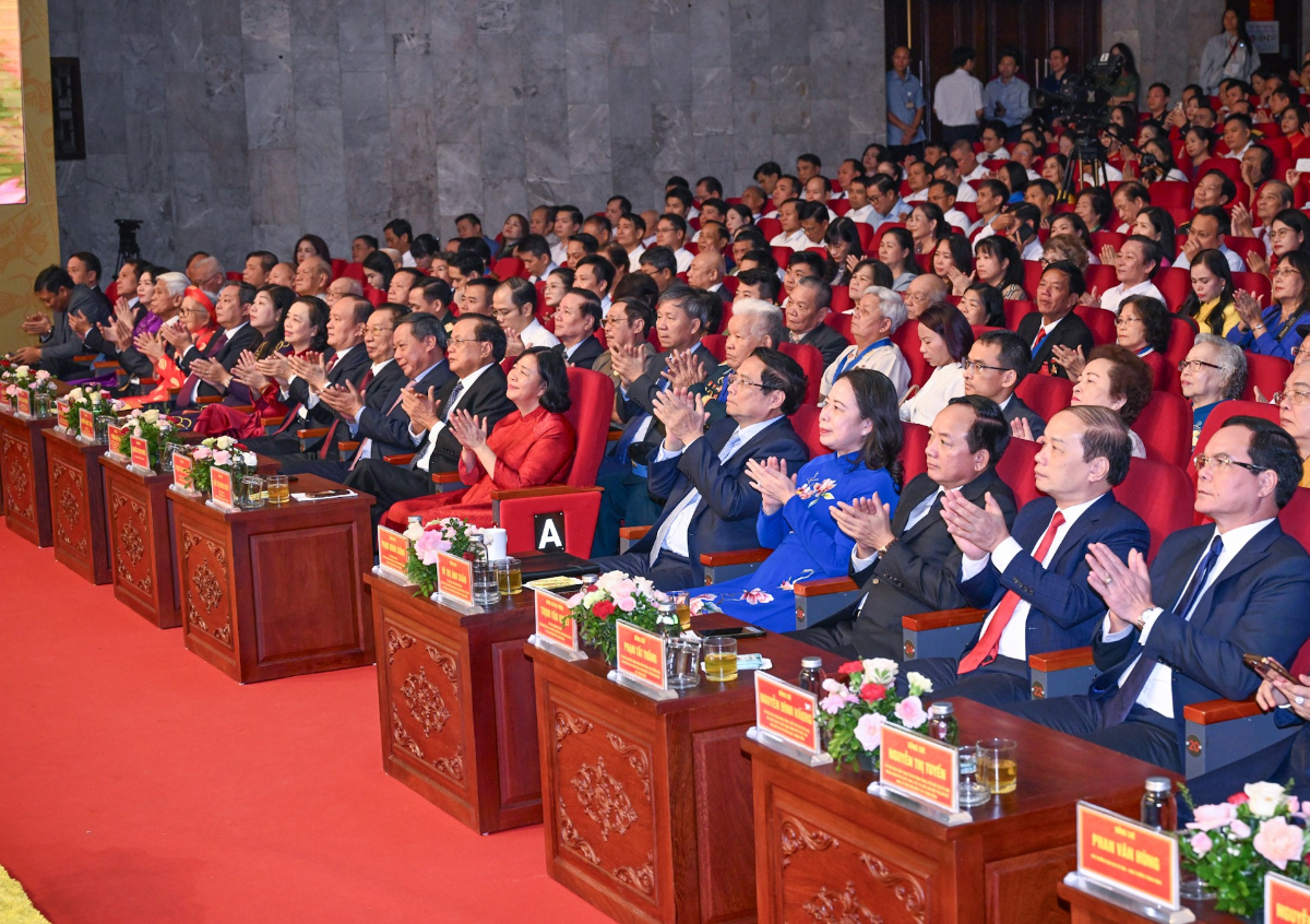 Thủ tướng Phạm Minh Chính và các đồng chí lãnh đạo Đảng, Nhà nước tham dự Đại hội. Ảnh: Nhân Dân