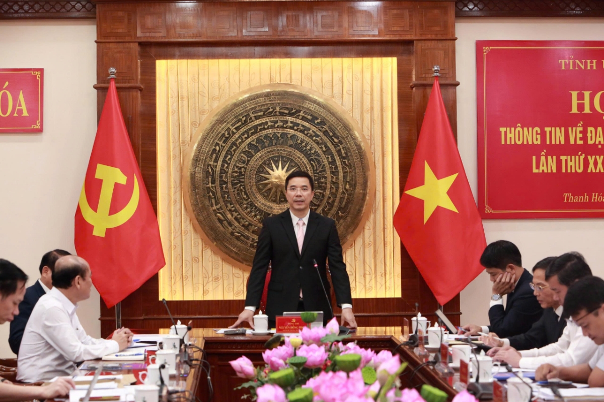 Ông Nguyễn Hồng Phong Phó Bí thư Thường trực Tỉnh ủy Thanh Hóa phát biểu tại buổi họp báo.