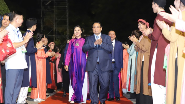 PM attends the opening of first Cultures of the World Festival in Hanoi