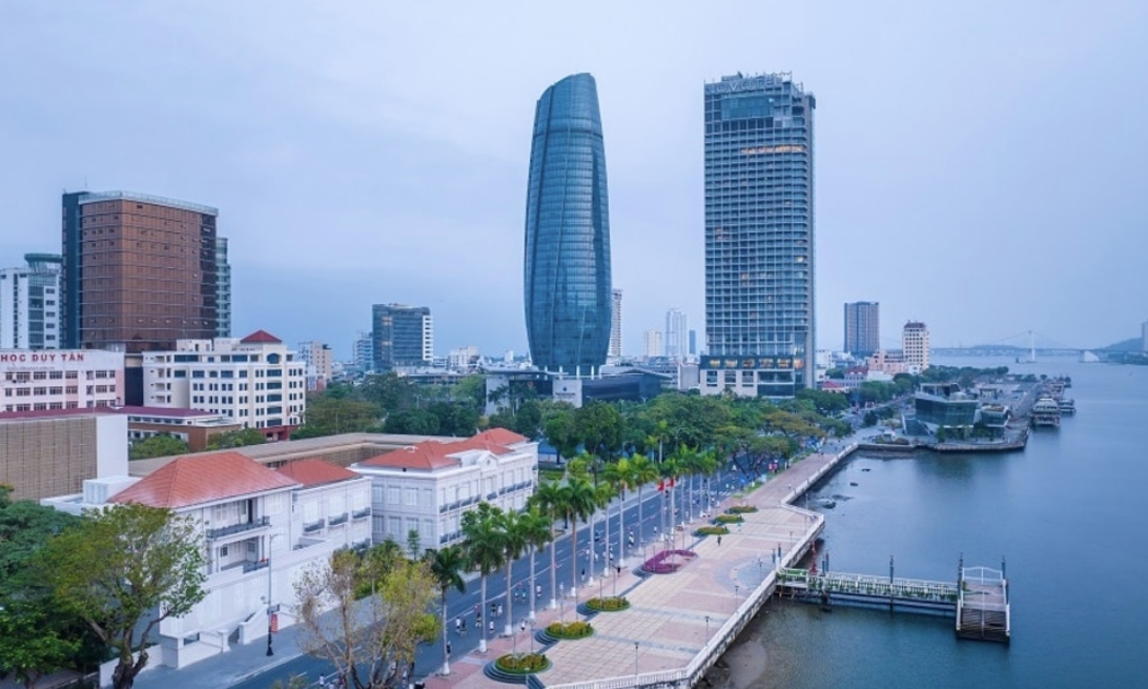 Trung tâm Hành chính Đà Nẵng (Tòa nhà bên trái)