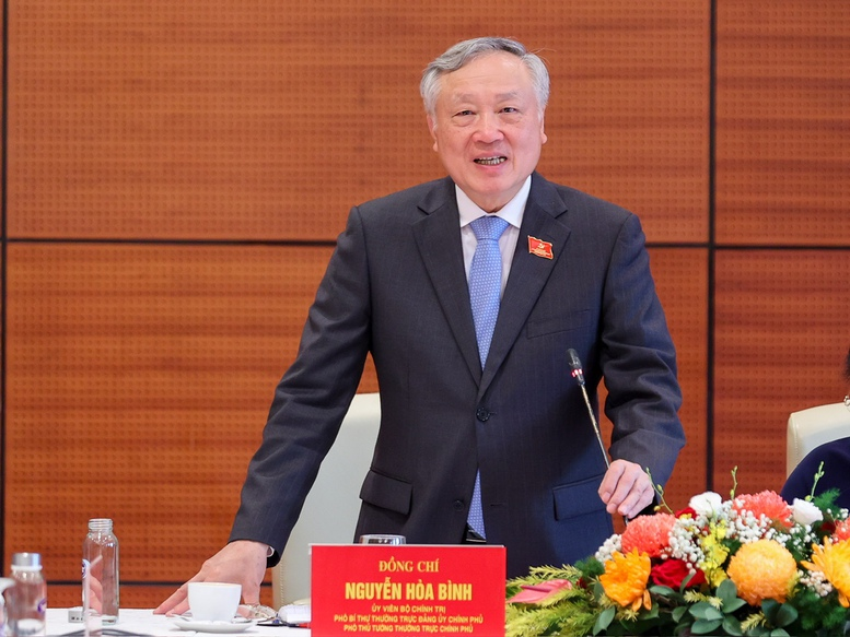 Phó Thủ tướng Thường trực Chính phủ Nguyễn Hòa Bình cho rằng tham luận của các đại biểu được trình bày tại thảo luận rất có trách nhiệm, chất lượng - Ảnh: VGP