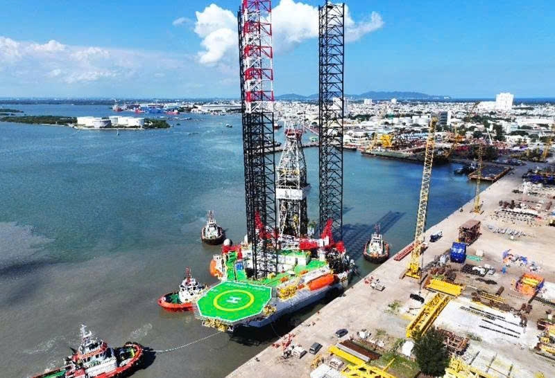 Hoạt động tại Cảng
Vietsovpetro.