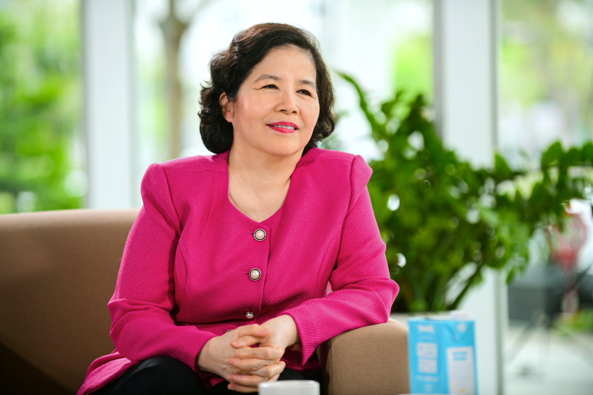 Bà Mai Kiều Liên sinh ra tại Pháp, Thành viên HĐQT kiêm Tổng giám đốc Vinamilk, là nữ doanh nhân quyền lực thường được nhắc đến như “Nữ tướng ngành sữa Việt Nam”.