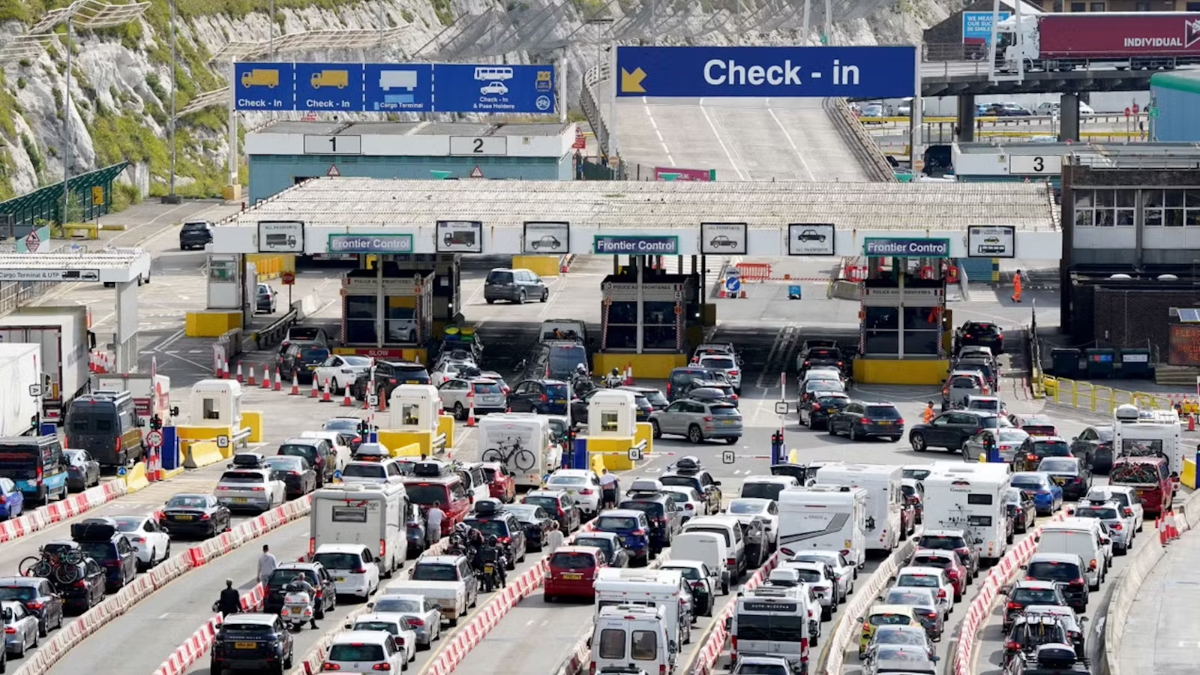 Vì EES được triển khai theo từng giai đoạn, EU tin rằng sẽ không xảy ra xáo trộn lớn.&nbsp;