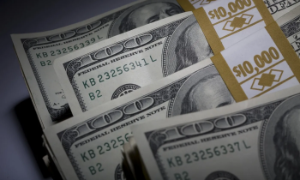 Fed hạ lãi suất có giúp Chính phủ Mỹ bớt gánh nặng nợ nần?