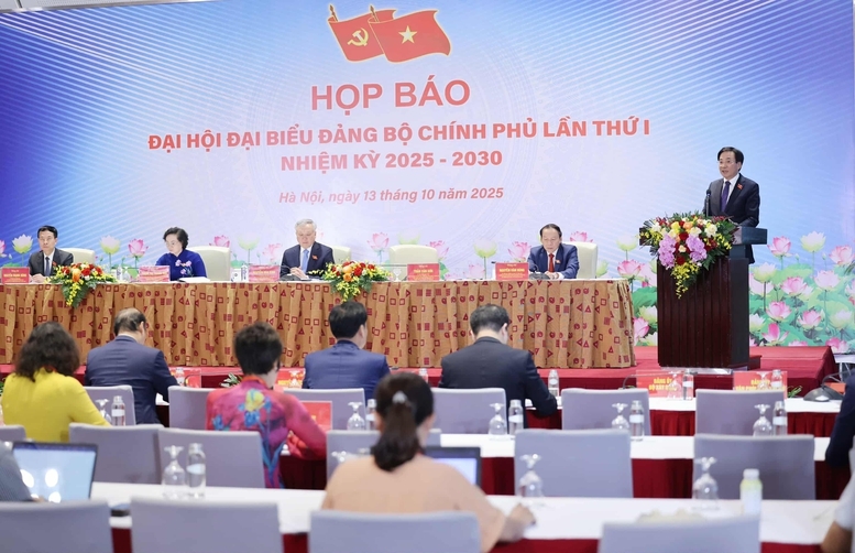 Họp báo thông tin về kết quả Đại hội đại biểu Đảng bộ Chính phủ lần thứ I, nhiệm kỳ 2025-2030 - Ảnh: VGP