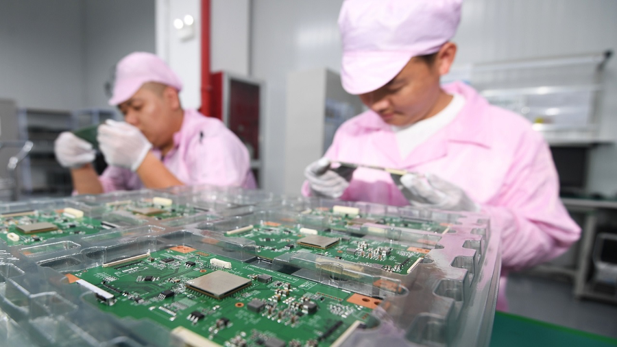 Các hạn chế về đất hiếm có thể khiến việc giao hàng bị trì hoãn hàng tuần. Ảnh: TSMC