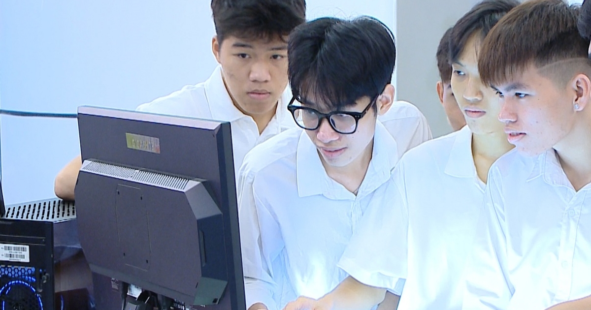 Chính sách cần mở đường cho làn sóng thanh niên công nghệ