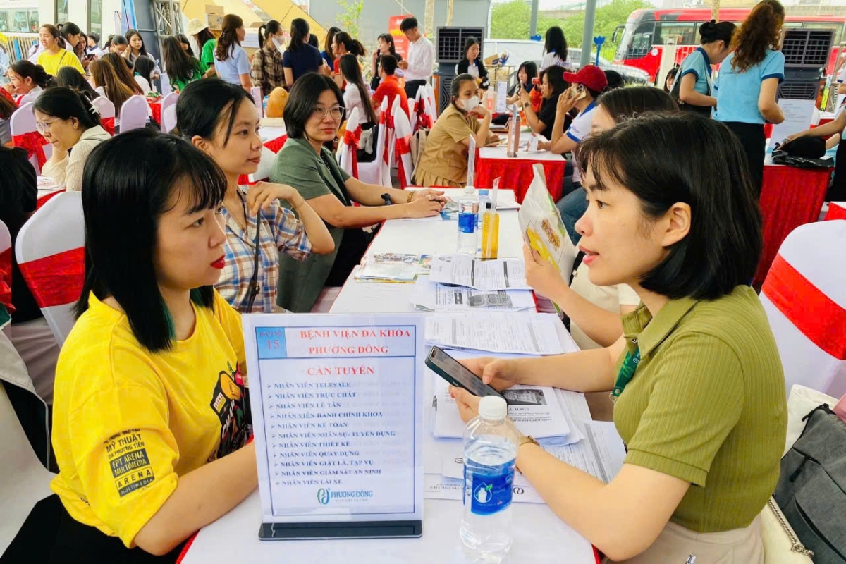 Doanh nghiệp tuyển dụng lao động. Ảnh: TH.