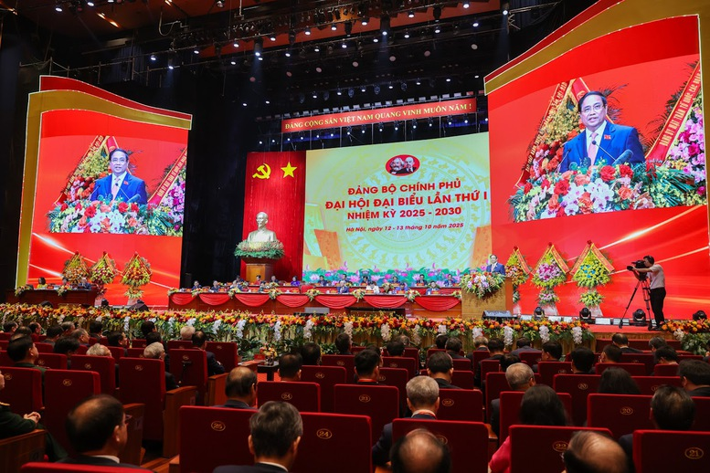 Sau 02 ngày làm việc khẩn trương, nghiêm túc, trách nhiệm, sôi nổi, hiệu quả, Đại hội đại biểu Đảng bộ Chính phủ lần thứ I, nhiệm kỳ 2025 - 2030 đã thành công tốt đẹp - Ảnh: VGP