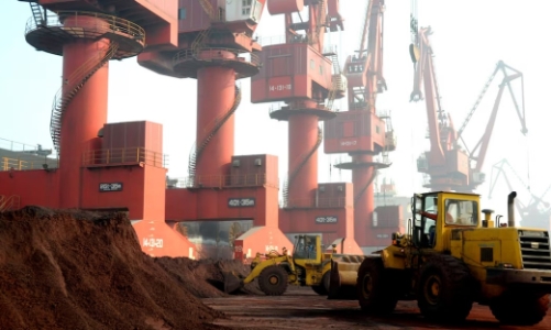 Cuộc chơi đất hiếm: Trung Quốc tung đòn, Mỹ đáp trả