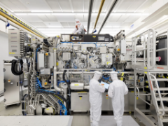 Các biện pháp hạn chế của Trung Quốc sẽ làm tăng nguy cơ đình trệ nguồn cung chip. Ảnh: Bloomberg