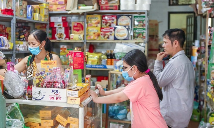 Áp thuế 17% thu nhập cá nhân nếu doanh thu vượt 3 tỷ đồng hai năm liên tiếp