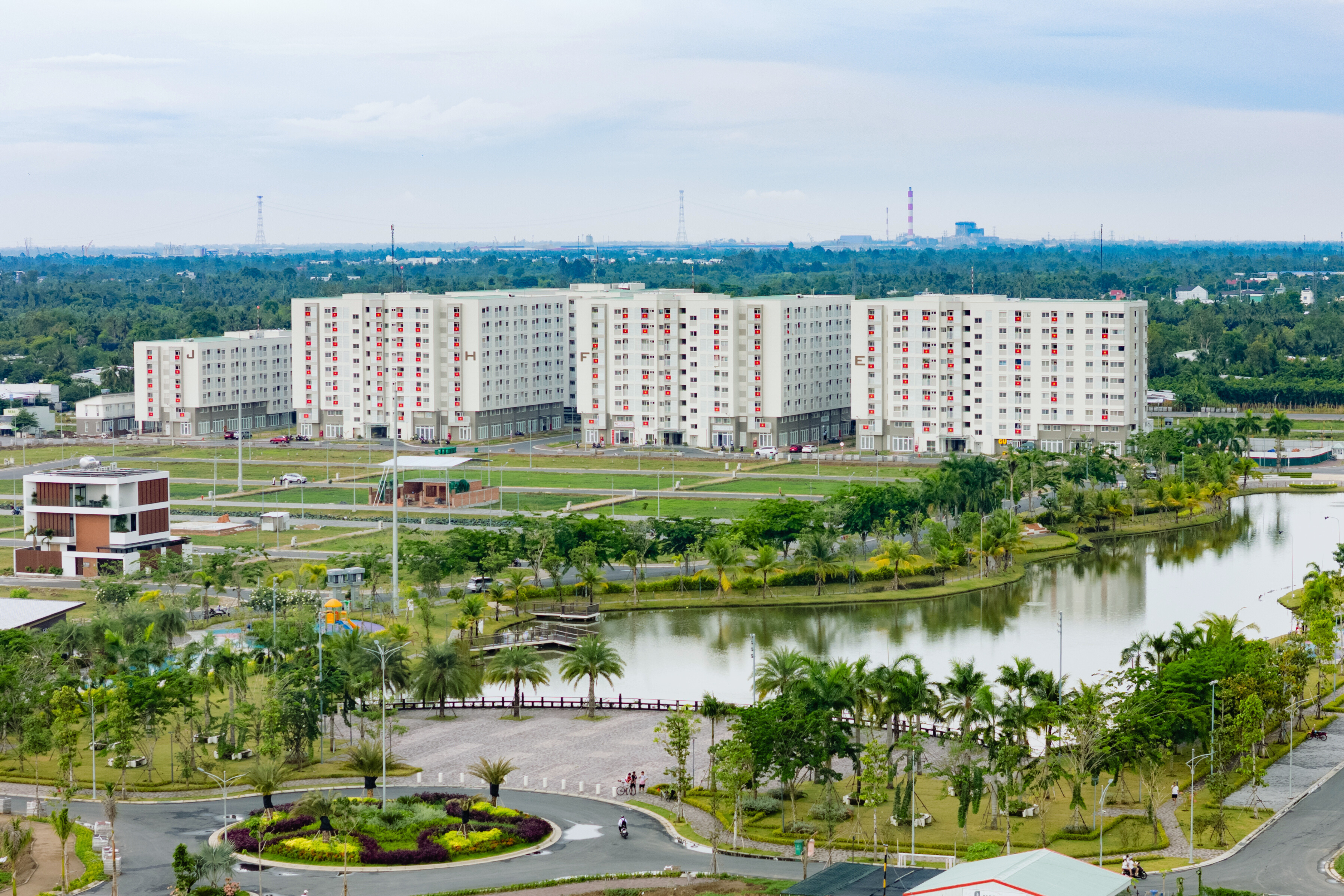 Giá trị shophouse gia tăng khi Nam Long II Central Lake nằm gần kề khu hành chính mới.