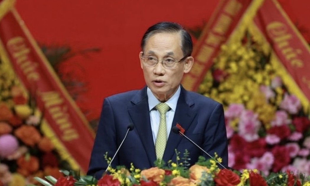 Đồng chí Lê Hoài Trung, Bí thư Trung ương Đảng, Bí thư Đảng ủy, quyền Bộ trưởng Bộ Ngoại giao, trình bày tham luận tại Đại hội. Ảnh: VGP.