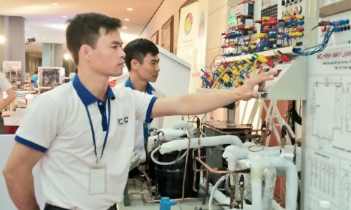 Hà Nội: Doanh nghiệp vẫn khát lao động tay nghề cao dịp cuối năm