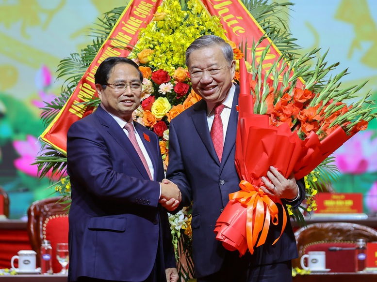 Thủ tướng Chính phủ trân trọng cảm ơn và mong tiếp tục nhận được sự lãnh đạo, chỉ đạo, quan tâm sâu sắc, chia sẻ chân tình của Tổng Bí thư Tô Lâm, các đồng chí Lãnh đạo - Ảnh: VGP