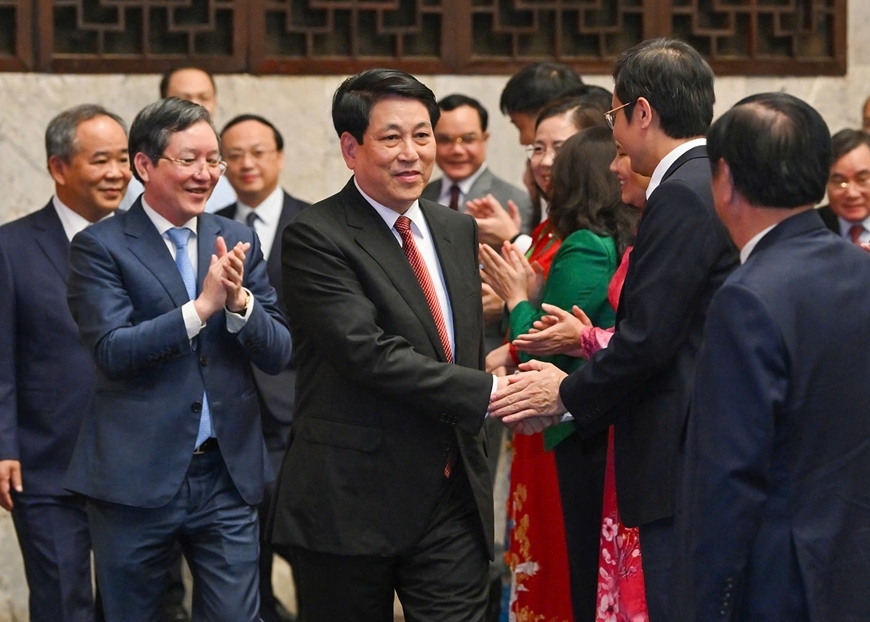 Chủ tịch nước Lương Cường dự Lễ tôn vinh, trao danh hiệu Nông dân Việt Nam xuất sắc và Nhà khoa học của nhà nông năm 2025. Ảnh: TTXVN