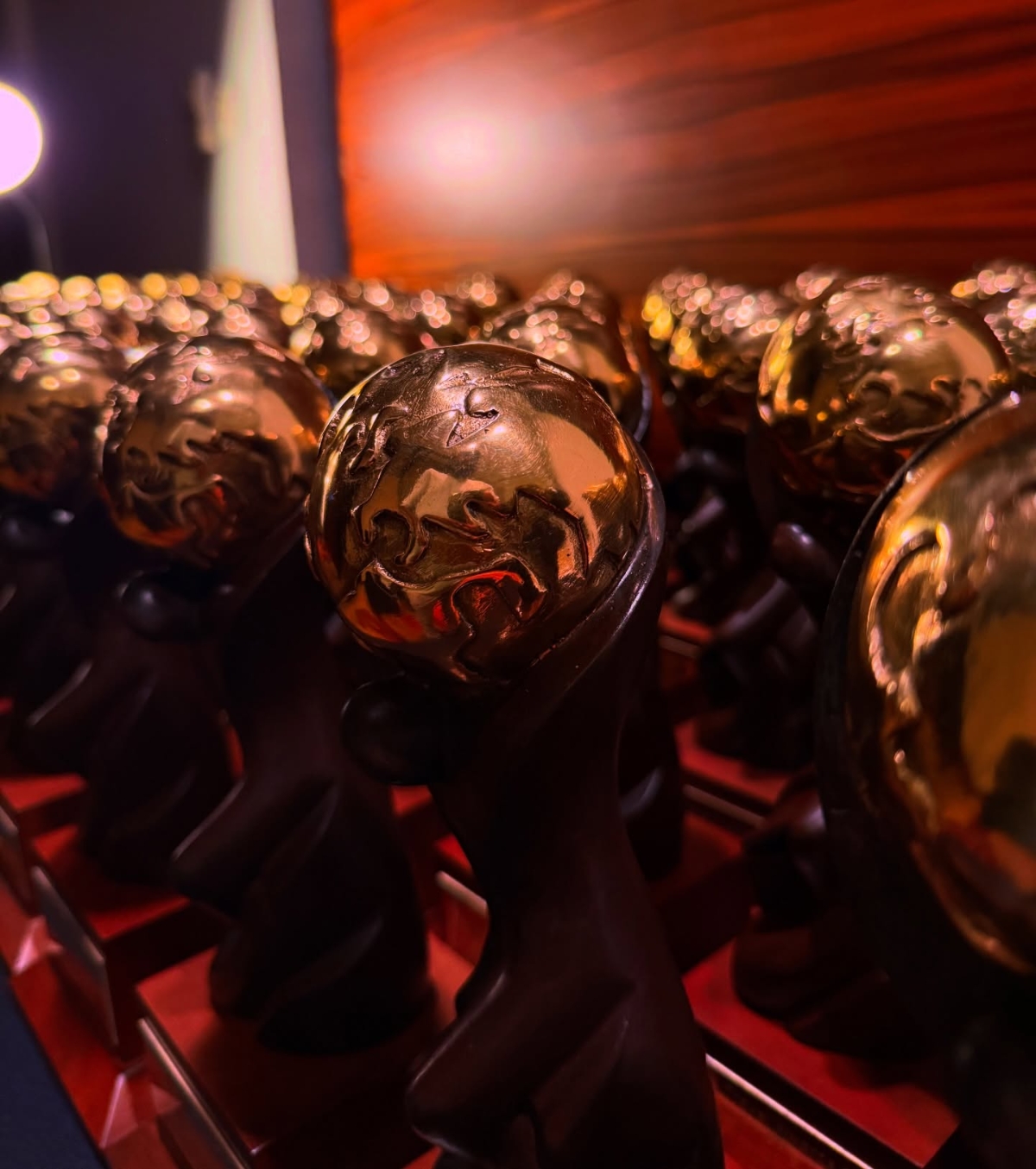 Cùng với hai giải thưởng quốc gia, gần 40 doanh nghiệp và điểm đến của Việt Nam cũng được vinh danh ở các hạng mục.