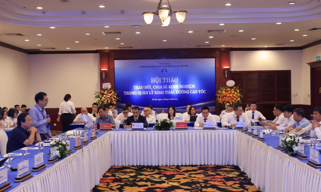 Quang cảnh hội thảo “Chia sẻ kinh nghiệm, nâng cao chất lượng quản lý khai thác đường cao tốc”