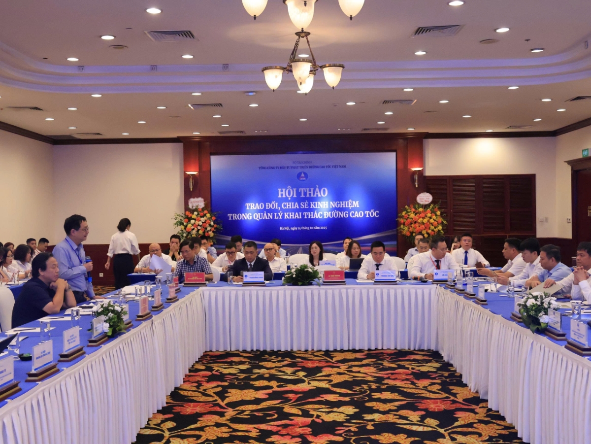 Quang cảnh hội thảo “Chia sẻ kinh nghiệm, nâng cao chất lượng quản lý khai thác đường cao tốc”
