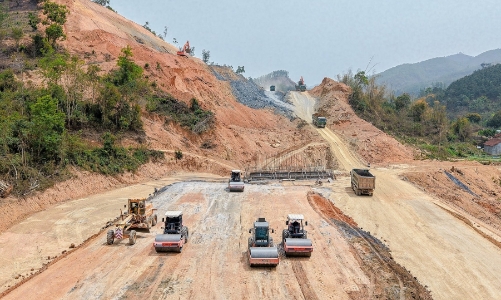 Đẩy nhanh tiến độ, bảo đảm chất lượng 4 dự án cao tốc trọng điểm khu vực phía Bắc