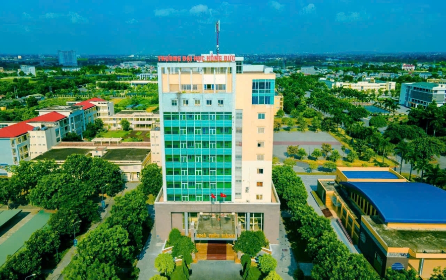 Trường Đại học Hồng Đức