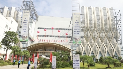 Hanoi inaugurates Southeast Asia's largest waste-to-energy plant