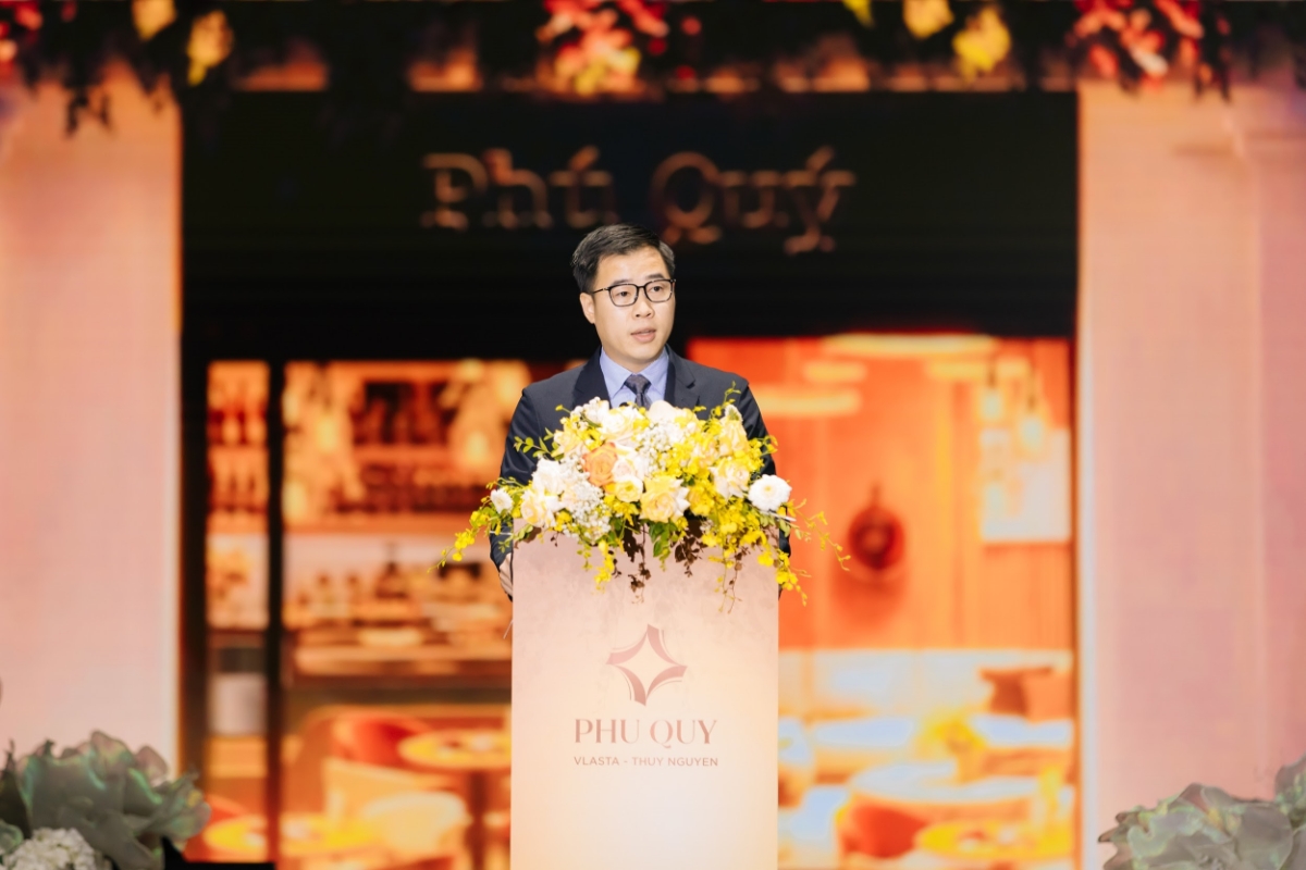 Ông Hồ Minh Hải - Phó tổng Giám đốc Kinh Doanh Văn Phú phát biểu khai mạc sự kiện.