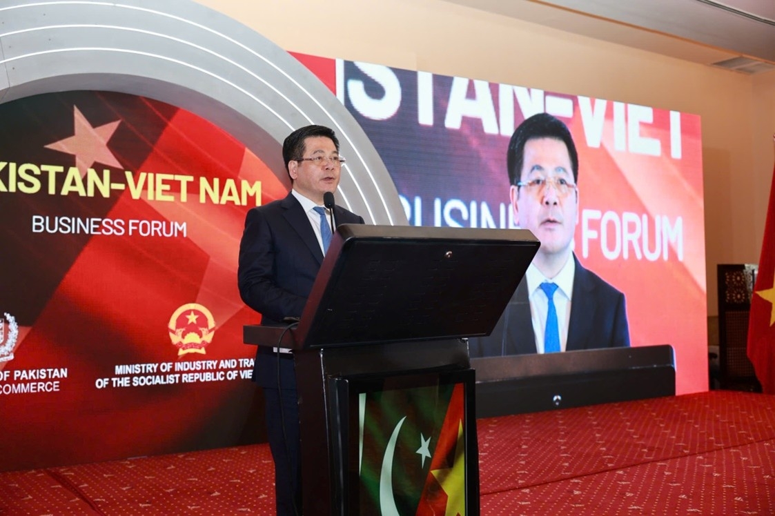 Bộ trưởng Nguyễn Hồng Diên phát biểu tại Diễn đàn thương mại Việt Nam - Pakistan.