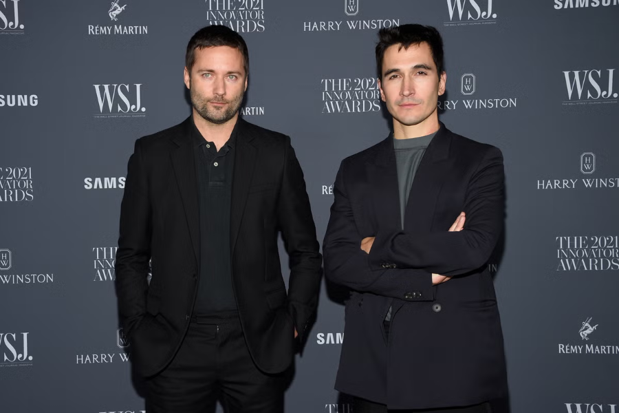 Tại Loewe, Jack McCollough & Lazaro Hernandez tiếp nhận vị trí lãnh đạo đội ngũ sáng tạo từ tay Jonathan Anderson.