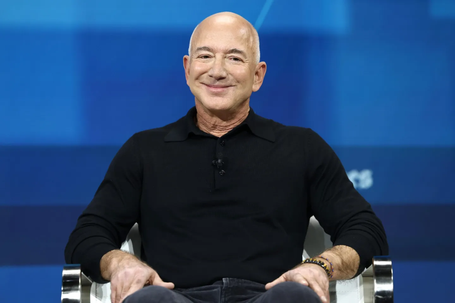 Nhà sáng lập Amazon, Jeff Bezos. 