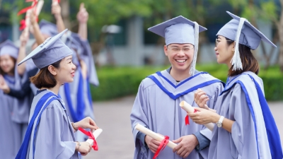 Earn a UK-Accredited MBA in Vietnam in just 12 months from a Top 43 Business School in Asia