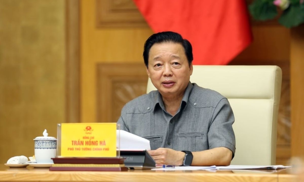 Phó Thủ tướng Trần Hồng Hà chủ trì phiên họp. Ảnh VPG.