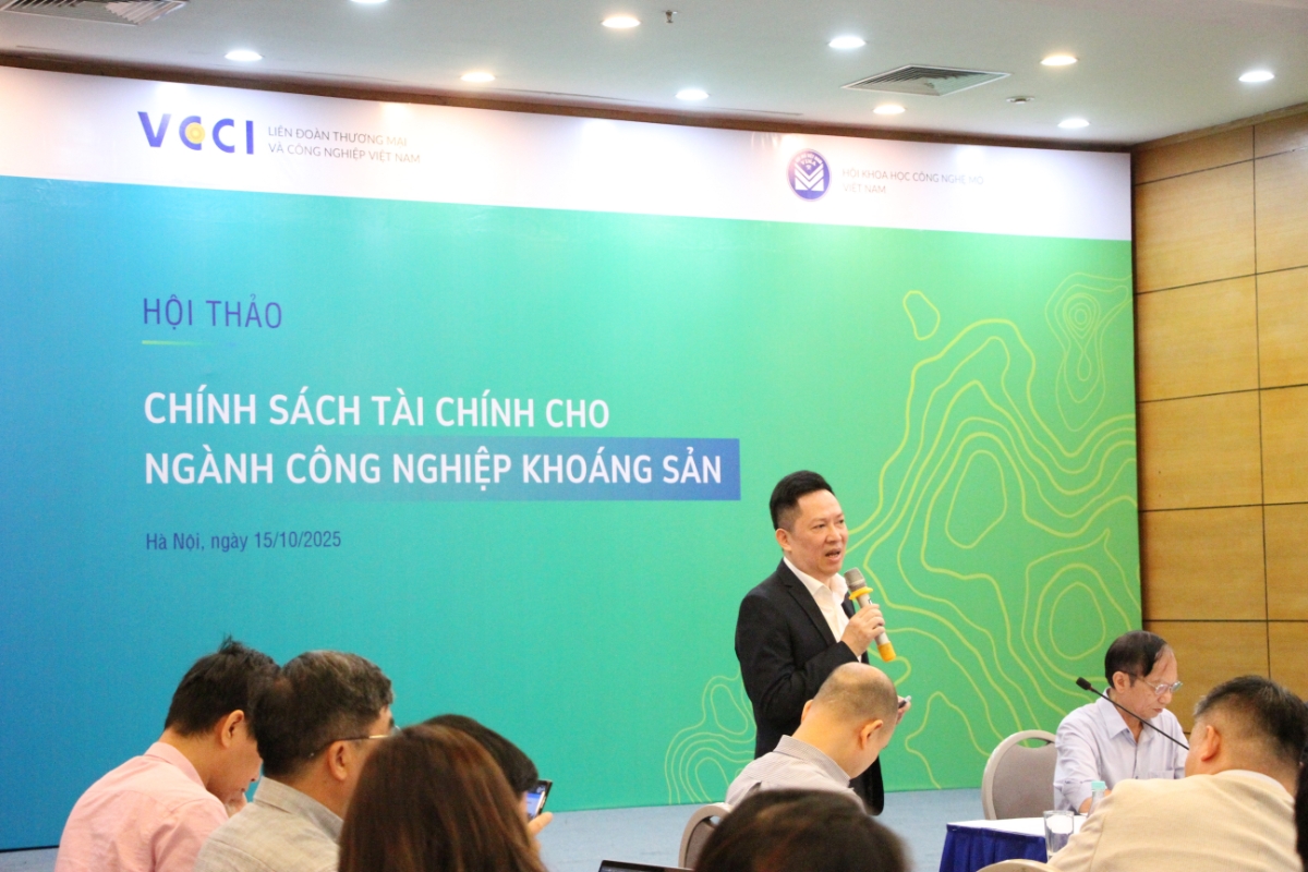 Nhiều ý kiến cho rằng tình trạng thuế, phí chồng chéo đang khiến các doanh nghiệp trong ngành khai khoáng đối mặt với nhiều khó khăn trong đầu tư và phát triển bền vững.