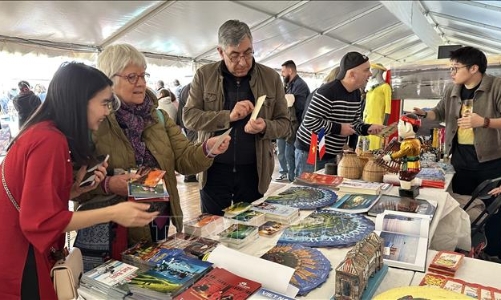 Khai thác tiềm năng thị trường cộng đồng Pháp ngữ: Doanh nghiệp Việt Nam đối mặt với 3 rào cản lớn