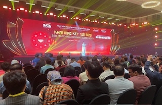 Quang cảnh buổi khai mạc. Ảnh Ngô Anh Văn