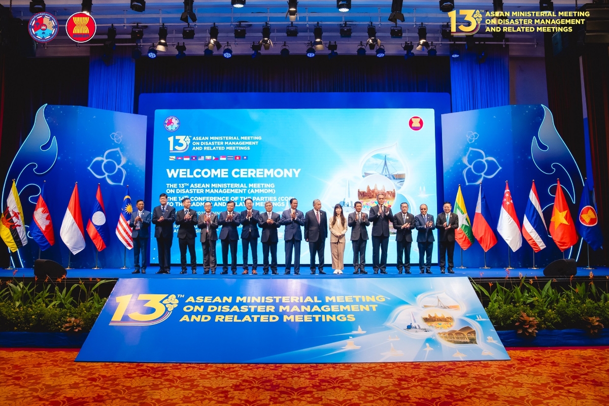 Kỳ họp Bộ trưởng ASEAN lần thứ 13 về quản lý thiên tai.