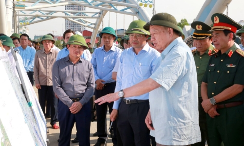 Tổng Bí thư Tô Lâm động viên người dân và lực lượng chức năng tỉnh Thái Nguyên bị ảnh hưởng bởi bão lũ