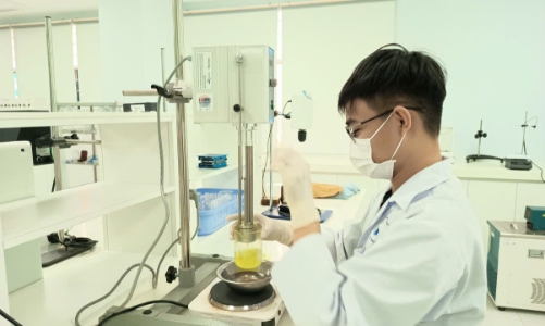 Nhà trường và doanh nghiệp cần 