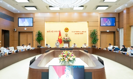 Luật Quản lý nợ công: Đề xuất tăng phân cấp phân quyền và đơn giản hóa thủ tục vay ODA