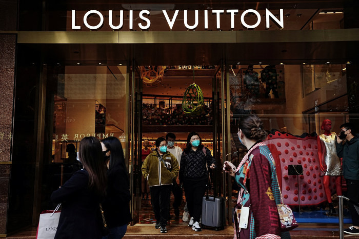 Doanh số tại Trung Quốc đại lục của LVMH đã chuyển sang mức tăng trưởng dương.